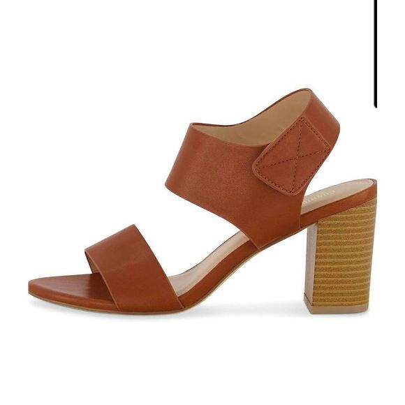 CUSHIONAIRE Shoes - CUSHIONAIRE 9.5 Wide Cognac Women's Talent Cut-Out Heel Sandal, 2.75" Heel